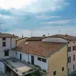 아파트 In Piazza Moniga del Garda